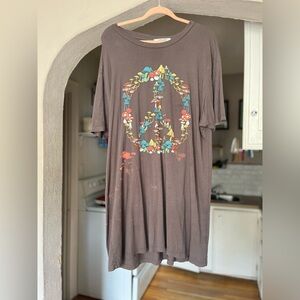 LetLuv Peace Sign Tunic Dress-M oversized